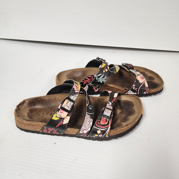 Birki's Floral and Leaf Print Adjustable Cross Strap Sandal Size 7 - Picture 4 of 8